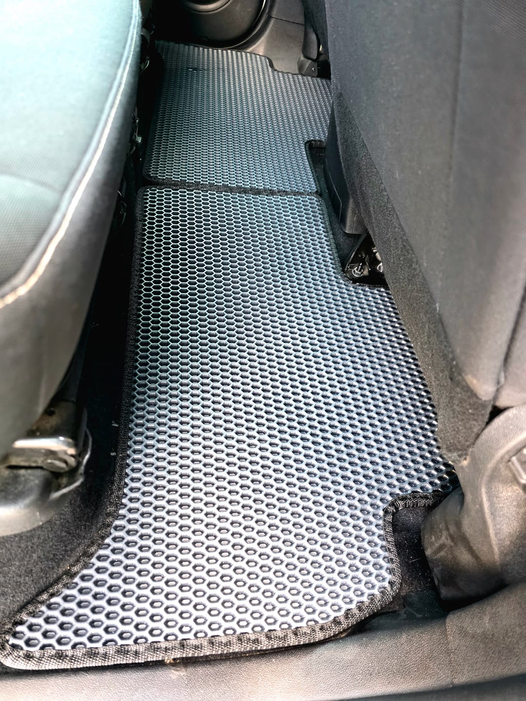 Customer photo review of Auto Fußmatten nach Maß - Komplettset