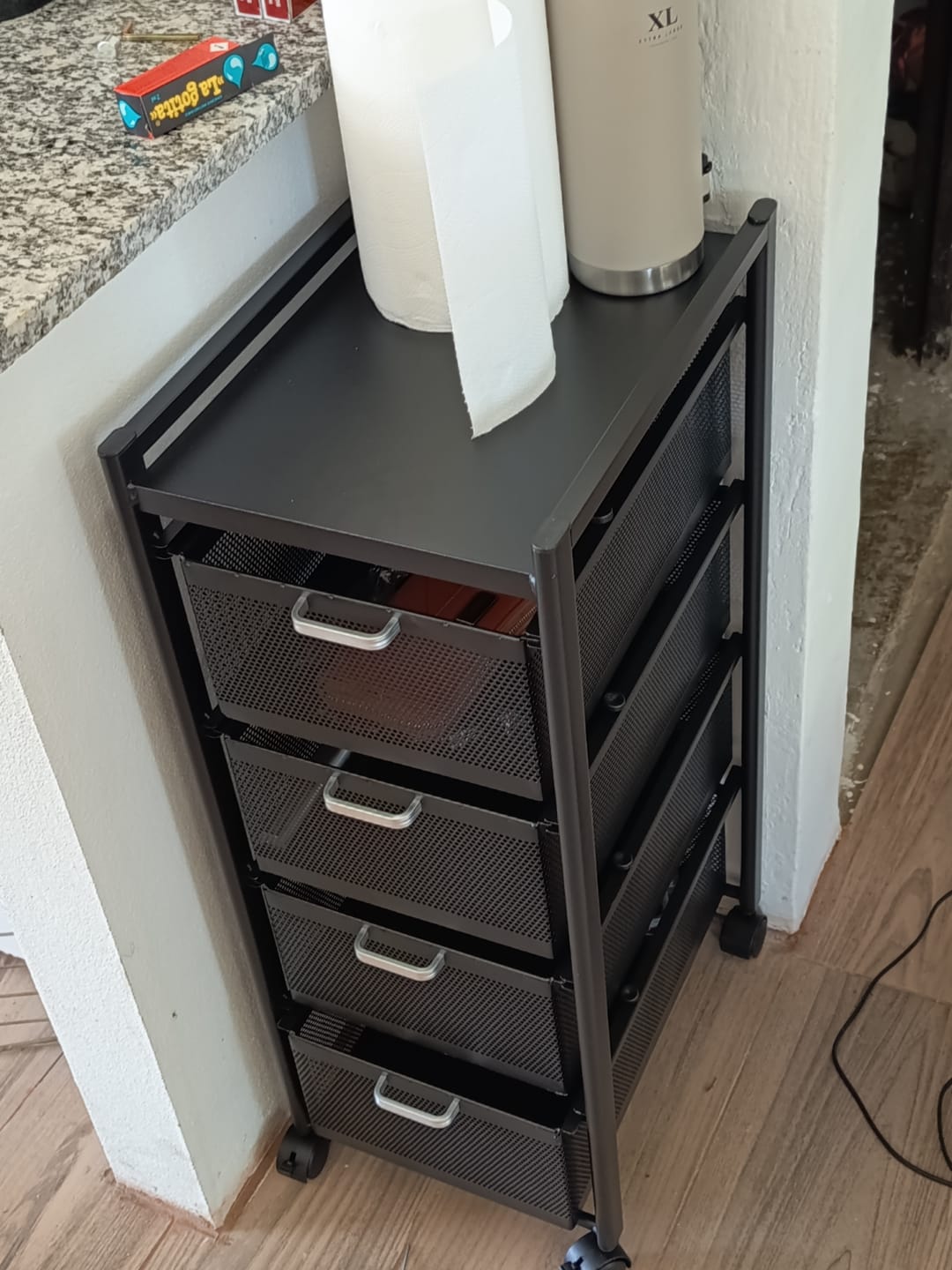 Customer photo review of Cajonera Carro Organizador Canastos 4 Estantes Cocina Ruedas