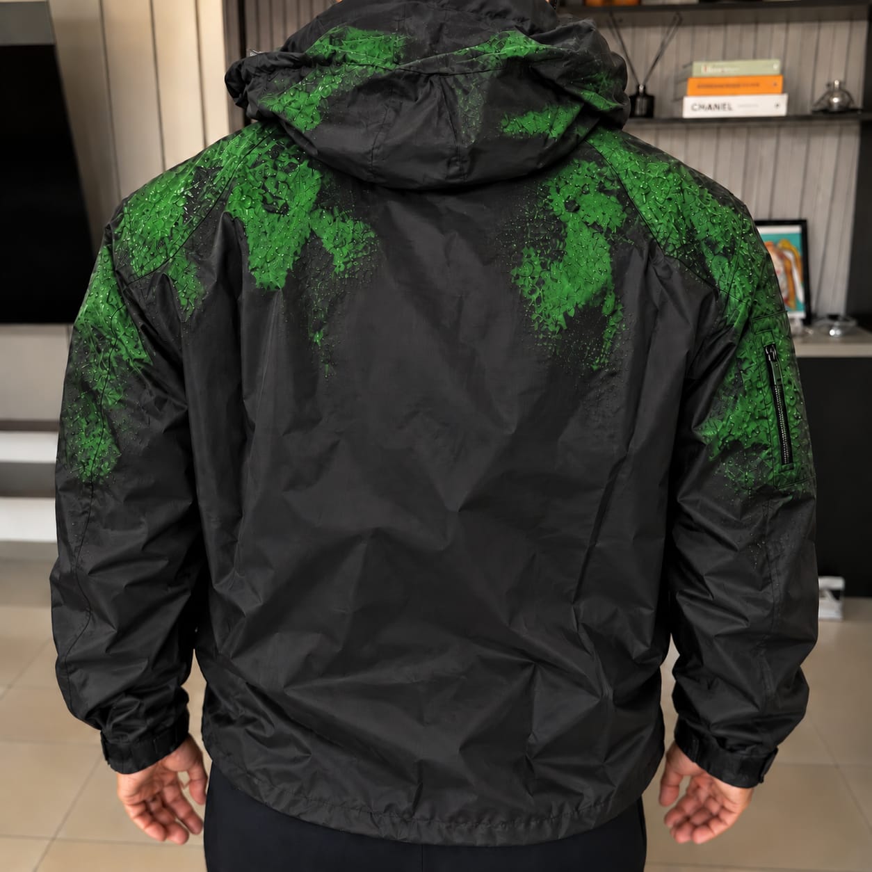 Customer photo review of Unisex Regenjacke, die im Regen die Farbe wechselt