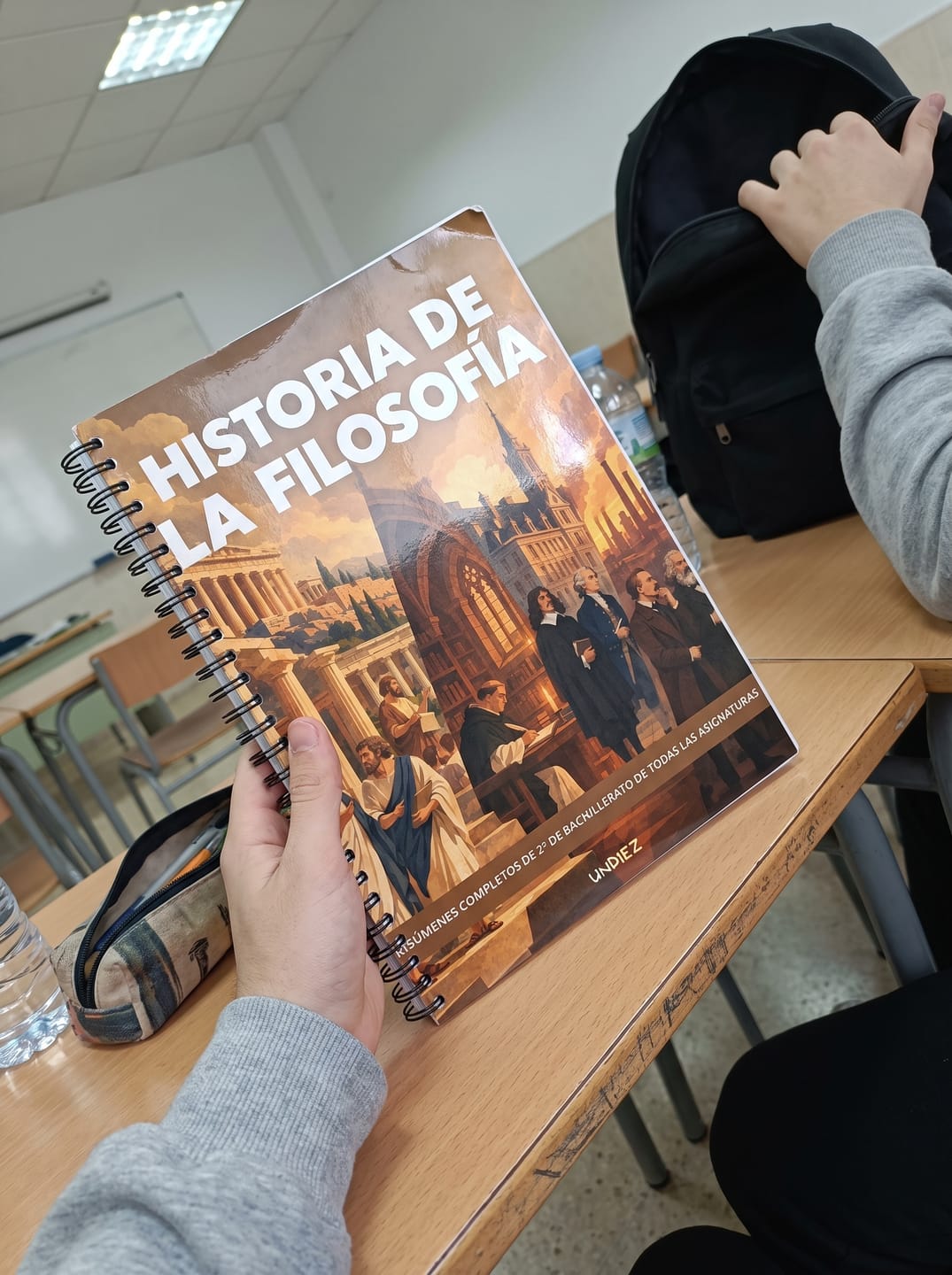 Customer photo review of Resumen Filosofía 2º Bachillerato