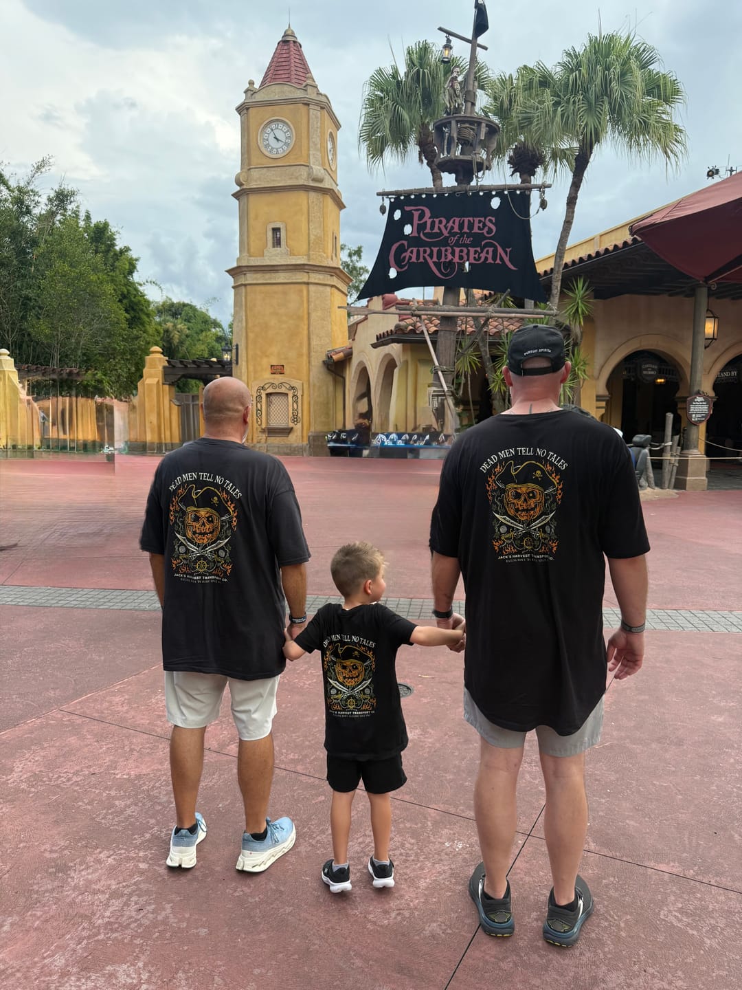 Customer photo review of Pumpkin Pirate (Dead Men Tell No Tales) - 100% Cotton