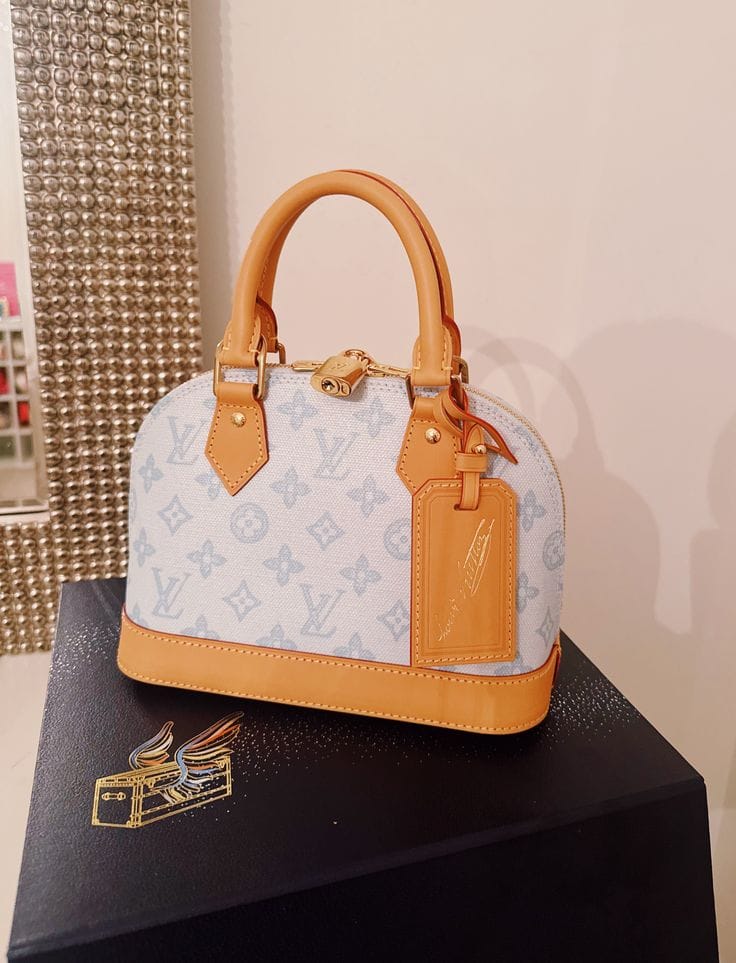 Customer photo review of Alma BB Bag
