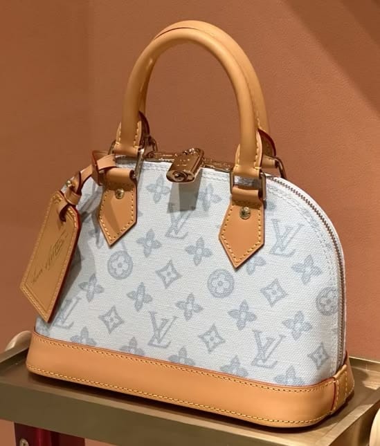 Customer photo review of Alma BB Bag