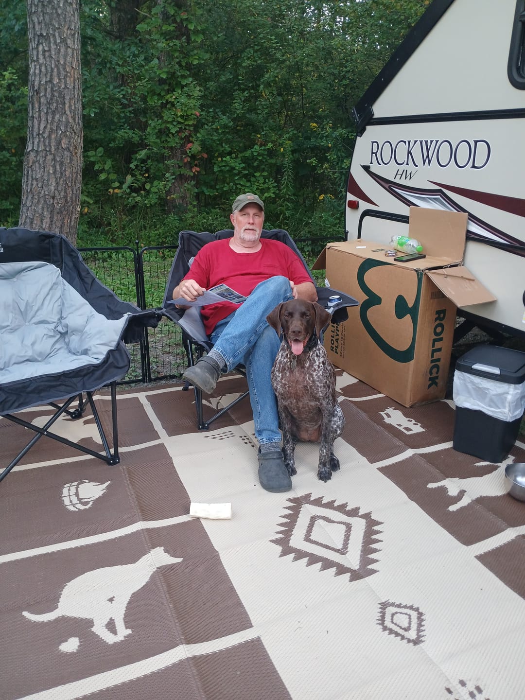 Customer photo review of Let's ROLL RV Rug – Designed for RV Adventures with Your Dog