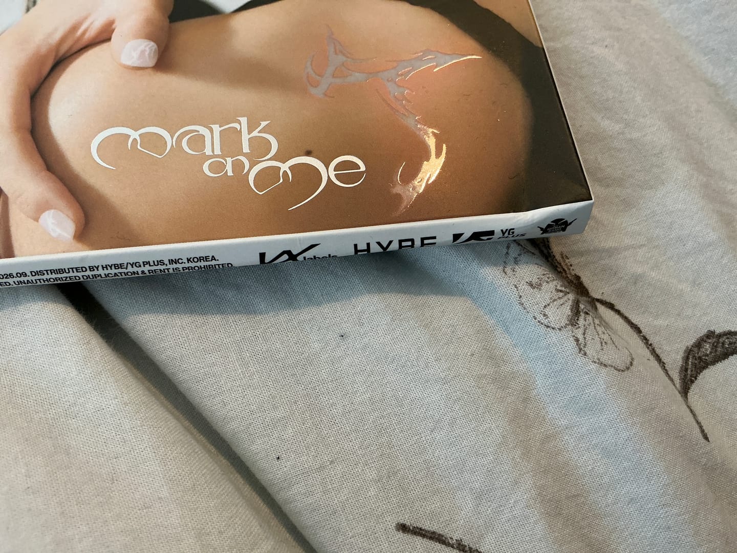 Customer photo review of [POB] [PRE-ORDER] &TEAM - 2nd Mini Album [Mark on Me] (Solo ver.)
