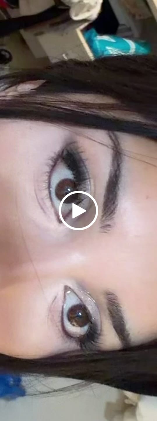 Customer video review of Takma Kirpik Kendinden Yapışkanlı Cat Eye Style Desert Rose KP1452
