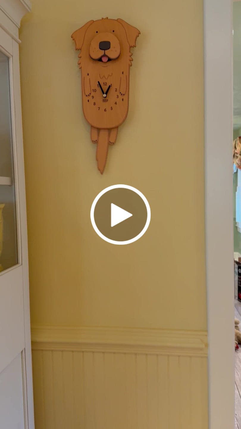 Customer video review of Charlie the Golden Retriever Pendulum Clock