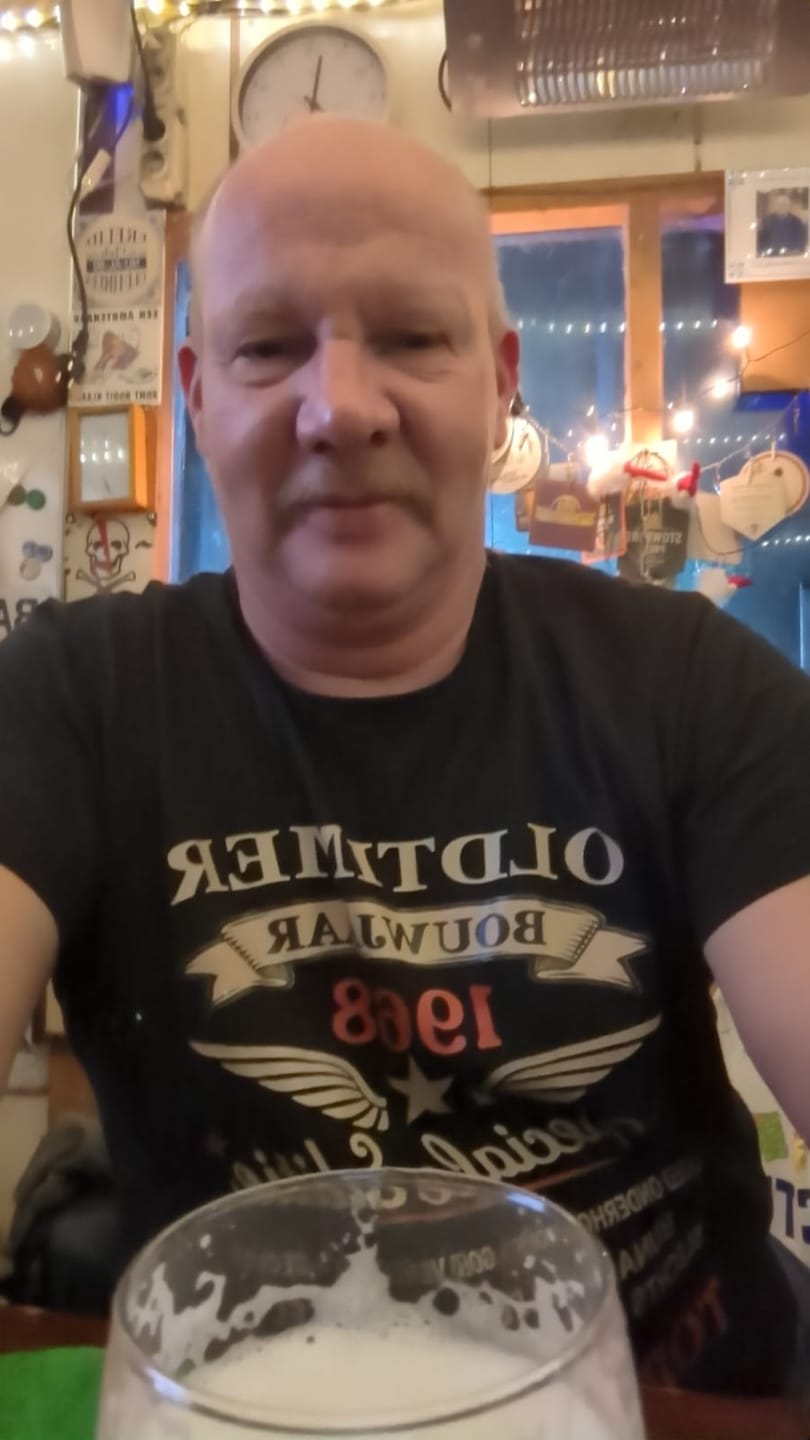 Customer photo review of Oldtimer - Gepersonaliseerd verjaardagsshirt met vintage design