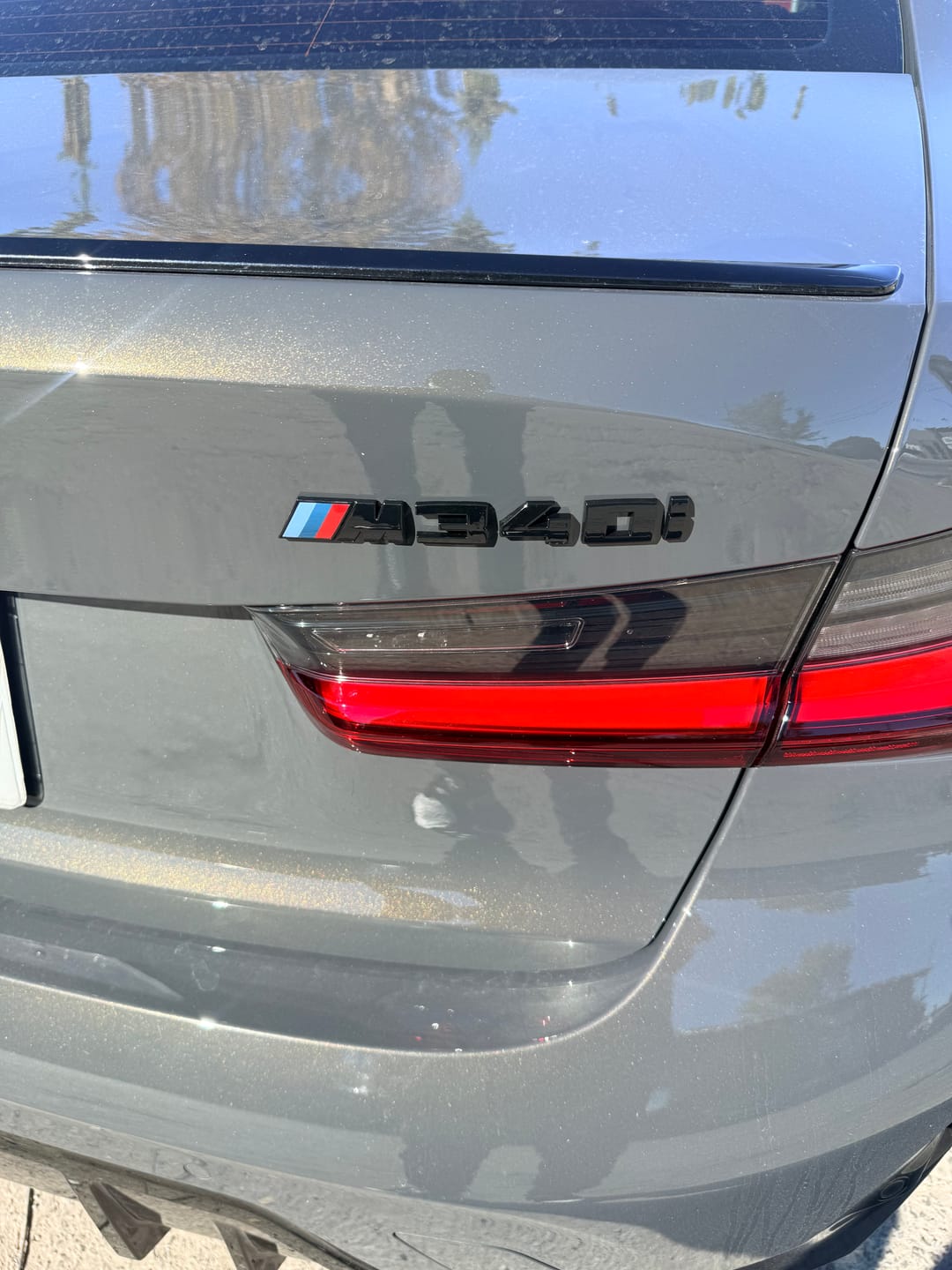 Customer photo review of GLOSS BLACK TRUNK EMBLEM FOR BMW G20 M340i