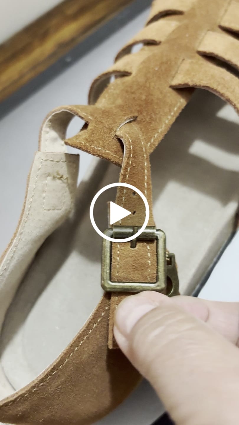 Customer video review of Women Summer Casual Leather Spliced Flat Sandals