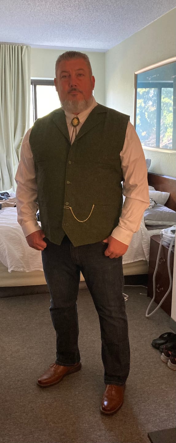 Customer photo review of Green Lily of the Valley Bolo Tie