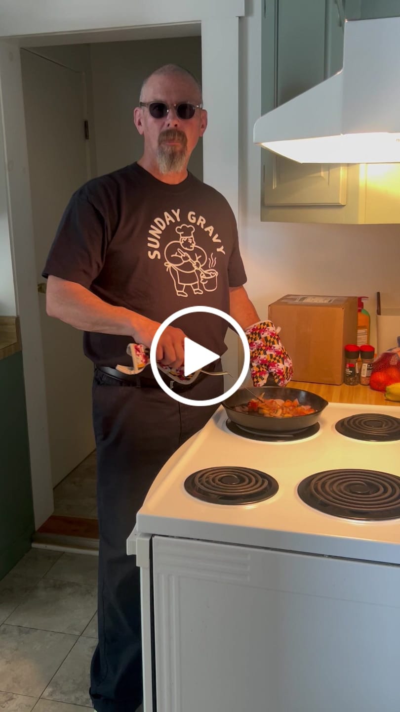 Customer video review of Sunday Gravy