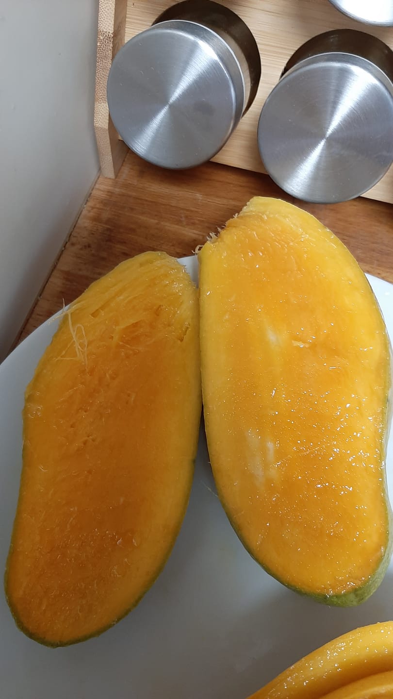 Customer photo review of Ugly Mangobox