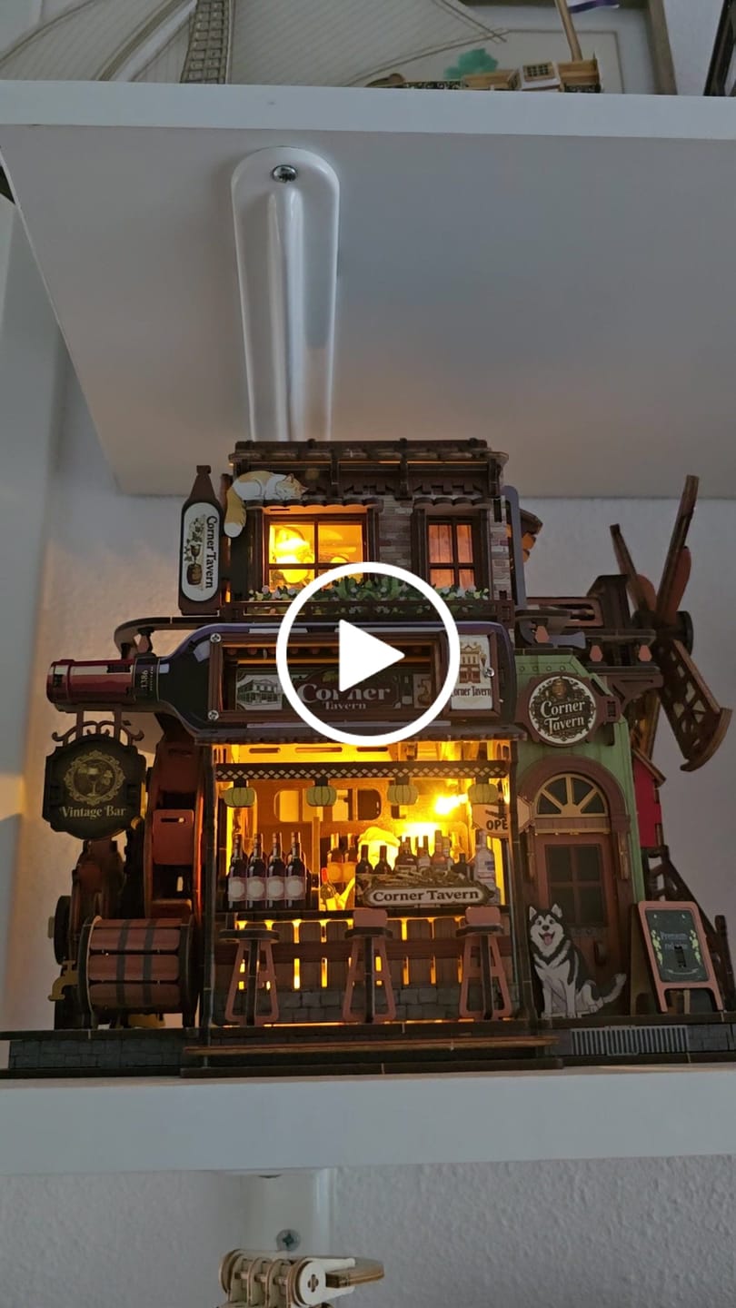 Customer video review of Corner Tavern 3D Wooden Puzzle