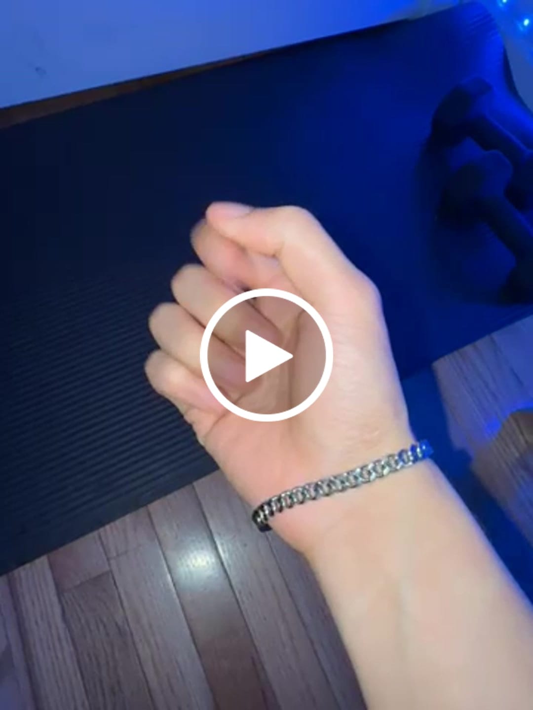 Customer video review of 6mm Cuban Link Bracelet