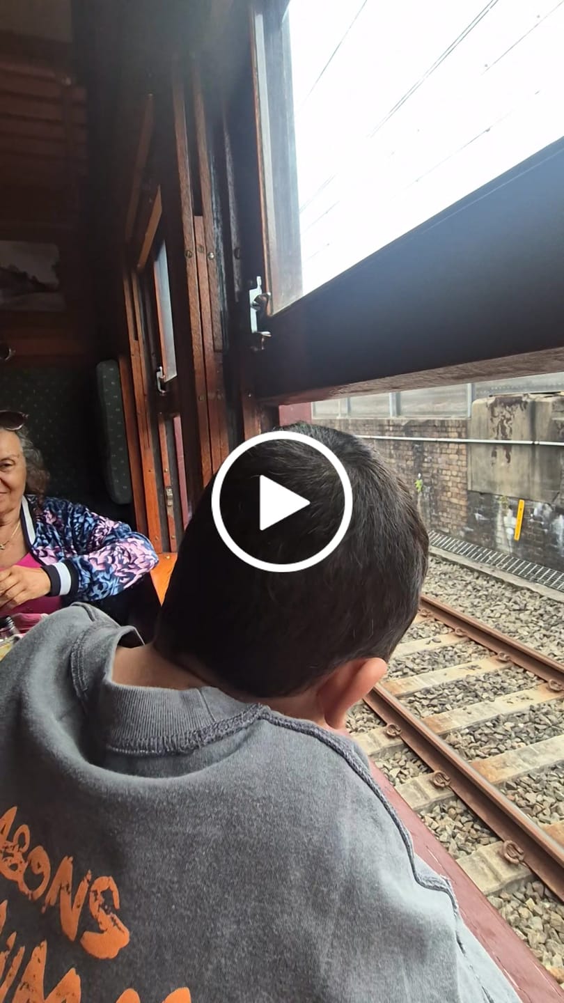 Customer video review of Love mum tee