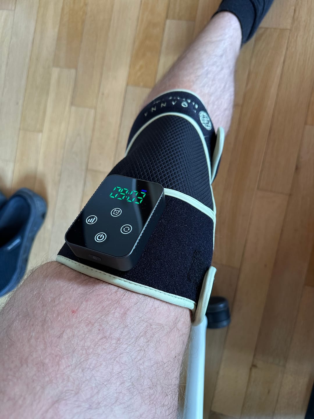 Customer photo review of Koanna® Rotlicht Bandage gegen Knieschmerzen