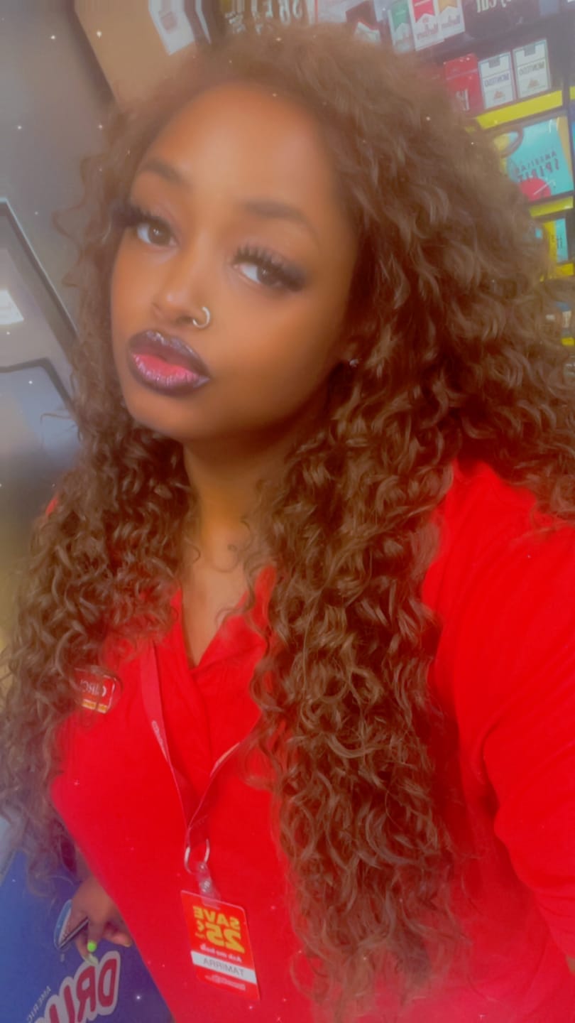Customer photo review of Outre Perfect Hairline True Frontal Glueless Fully Hand-Tied 13x6 Pre-Shaped HD Lace Front Wig - PEAK 703