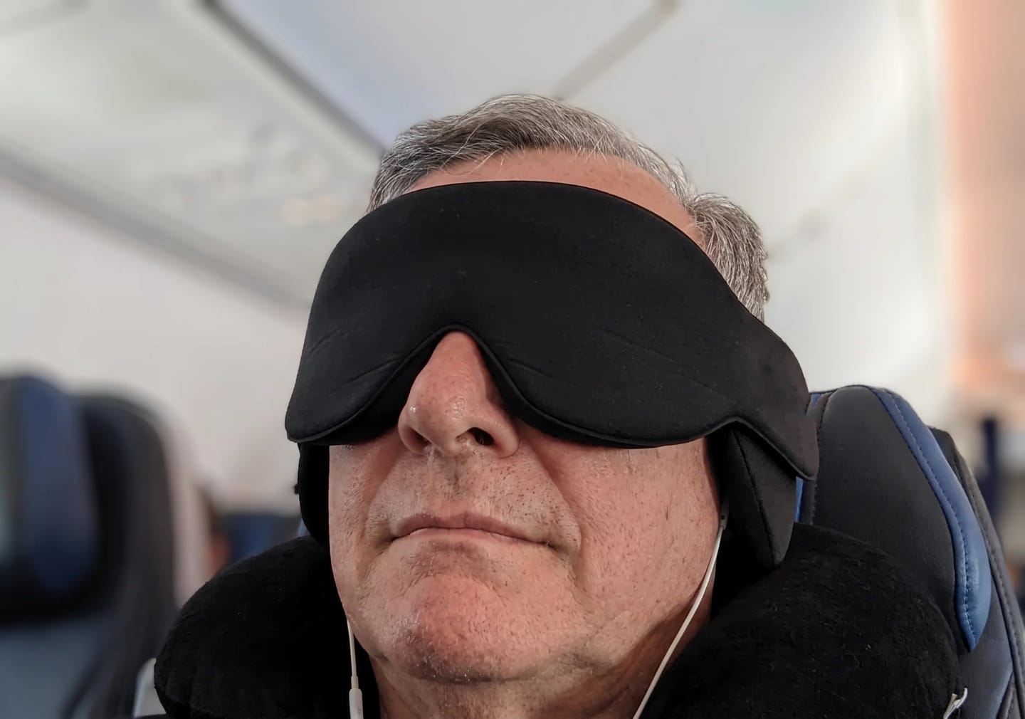 Customer photo review of 3-in-1 Schlafset: endlich im Flieger schlafen