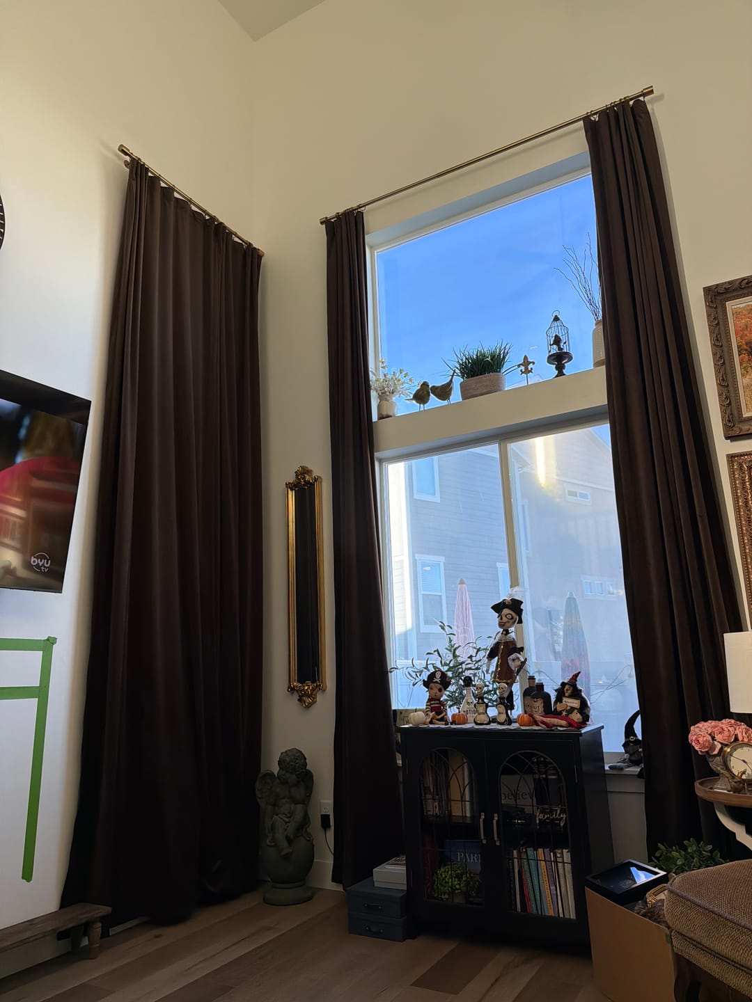 Customer photo review of Classic Velvet Custom Curtain