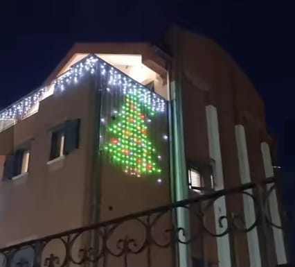 Customer photo review of Smart Christmas Lights