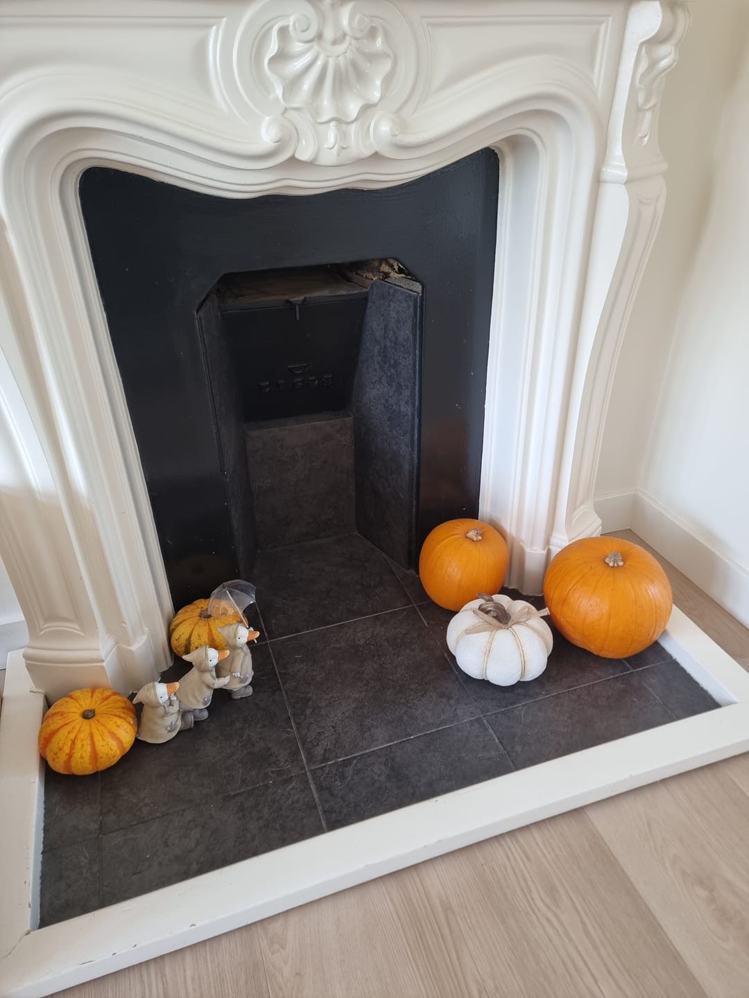 Customer photo review of White Pumpkin Decoration with Ribbon