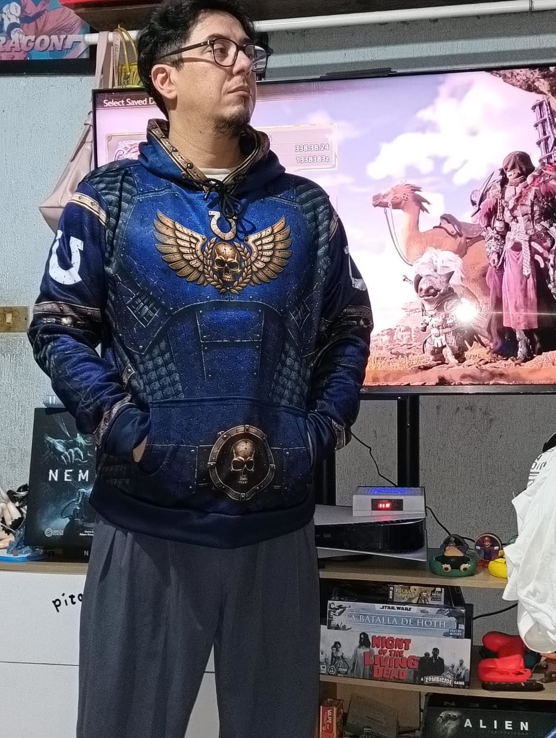 Customer photo review of HOODIE ULTRAMARINES EDICIÓN PREMIUM