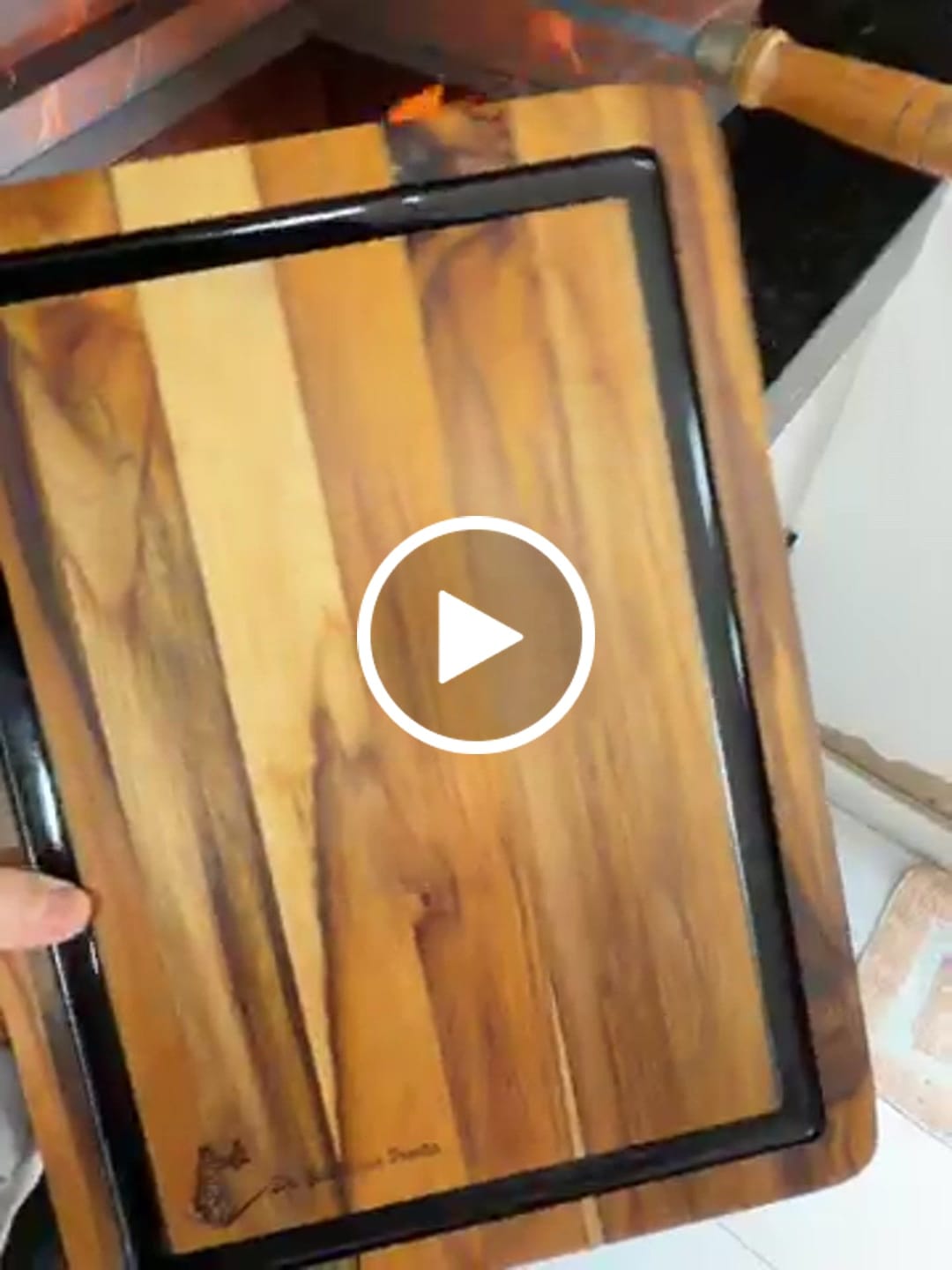 Customer video review of Tábua de Churrasco Personalizada Traditional Bbq Black