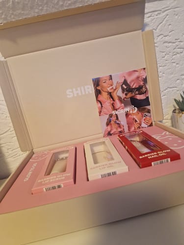 Customer photo review of Lip Oil Glazed Strawberry Butter Cream