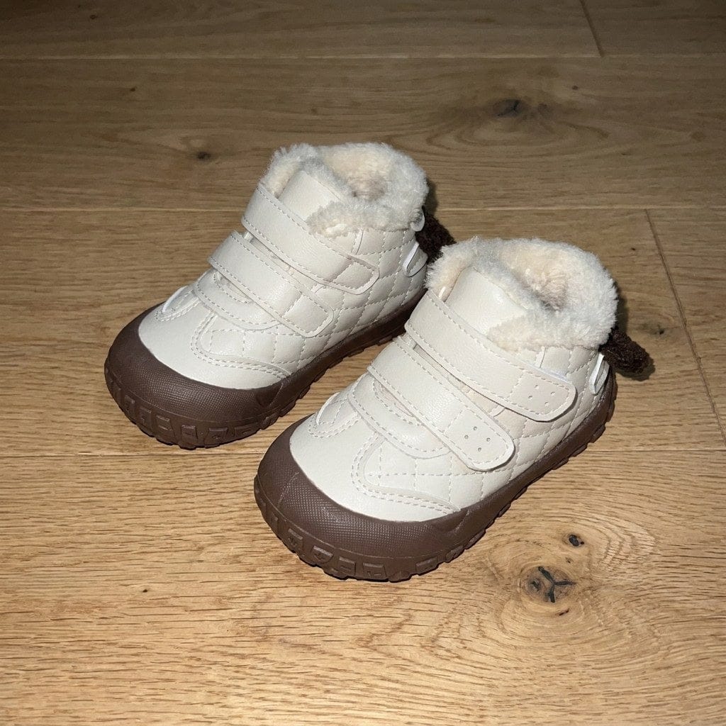 Customer photo review of Flausch Tretter Winterstiefel | Warme Fleece Schuhe für erste Schritte