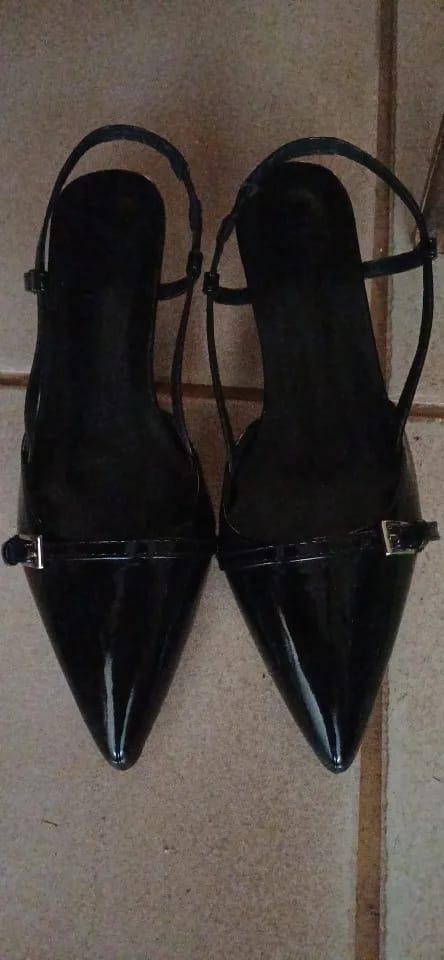 Customer photo review of High-Heeled Shoes