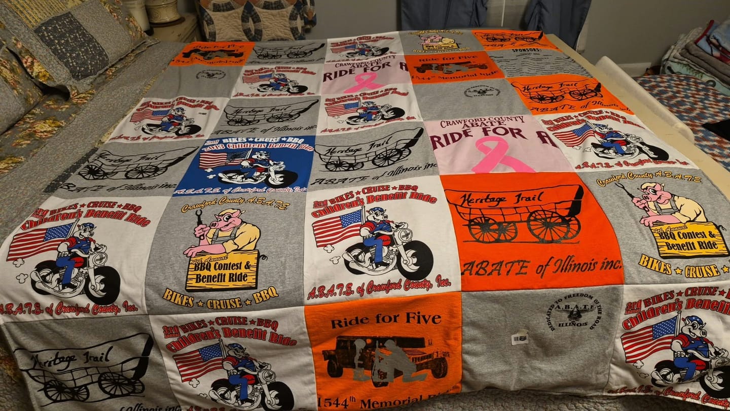 Customer photo review of Project Repat T-Shirt Quilt