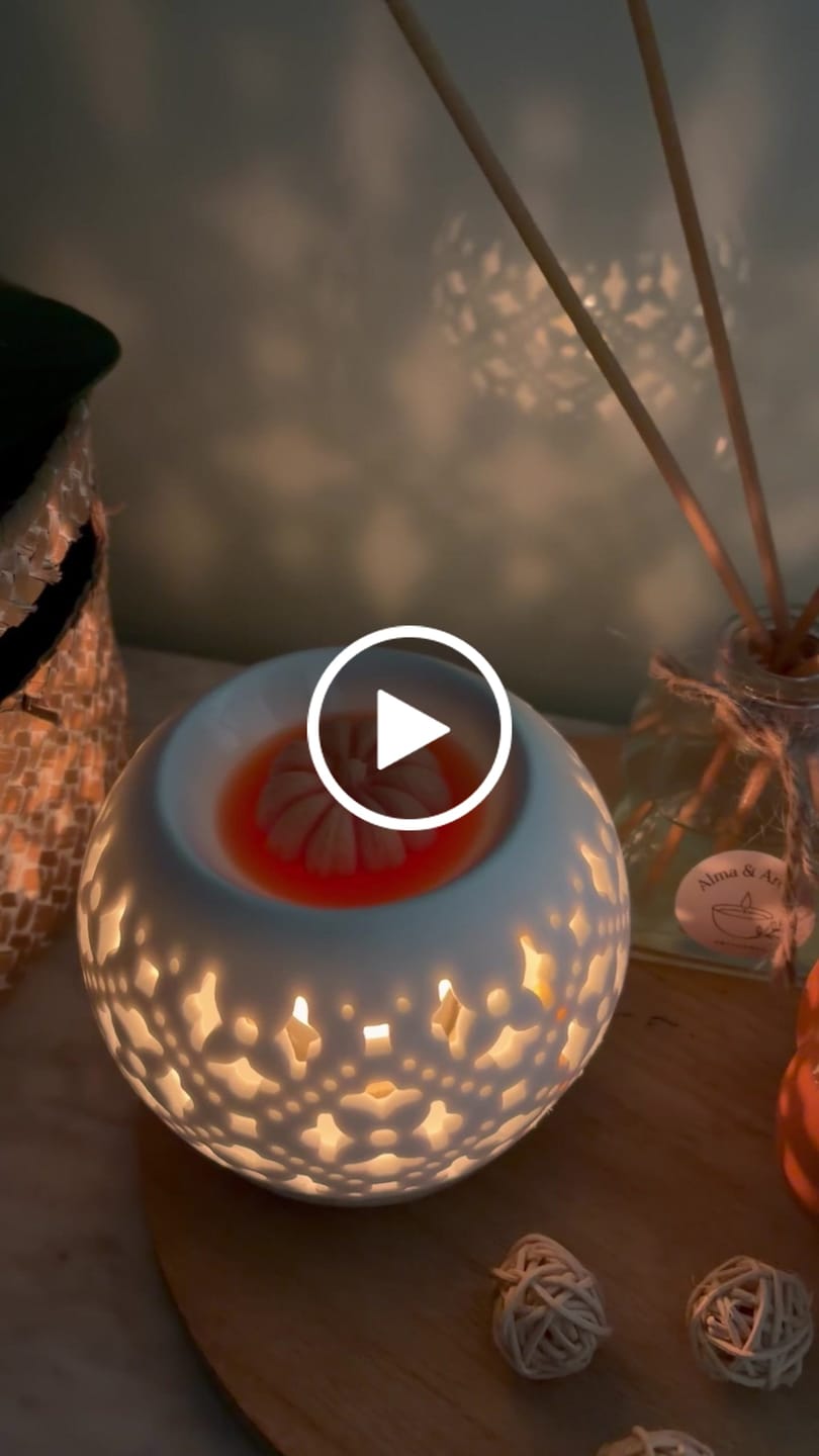 Customer video review of Colorante líquido para velas NARANJA PASTEL