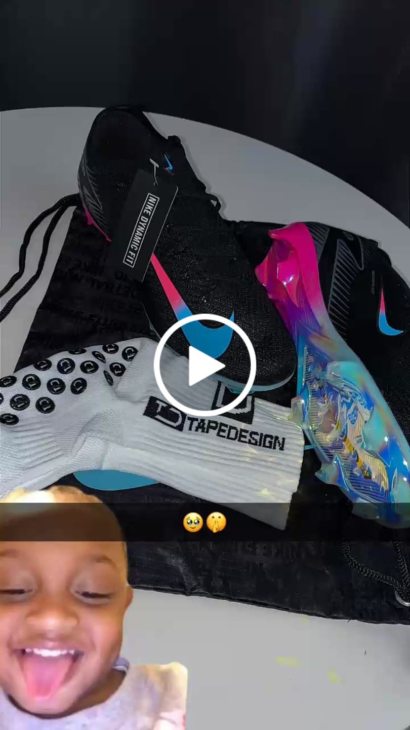 Customer video review of Nike Vapor 16 Nike by You FG - Noir/Bleu/Rose