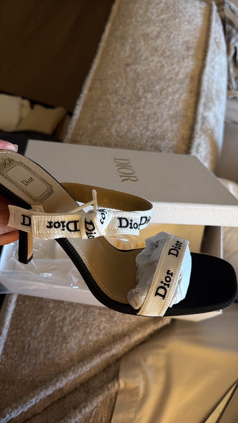 Customer photo review of CD 26s Heeled Sandal 10cm Black Beige Leather Fabric 633072