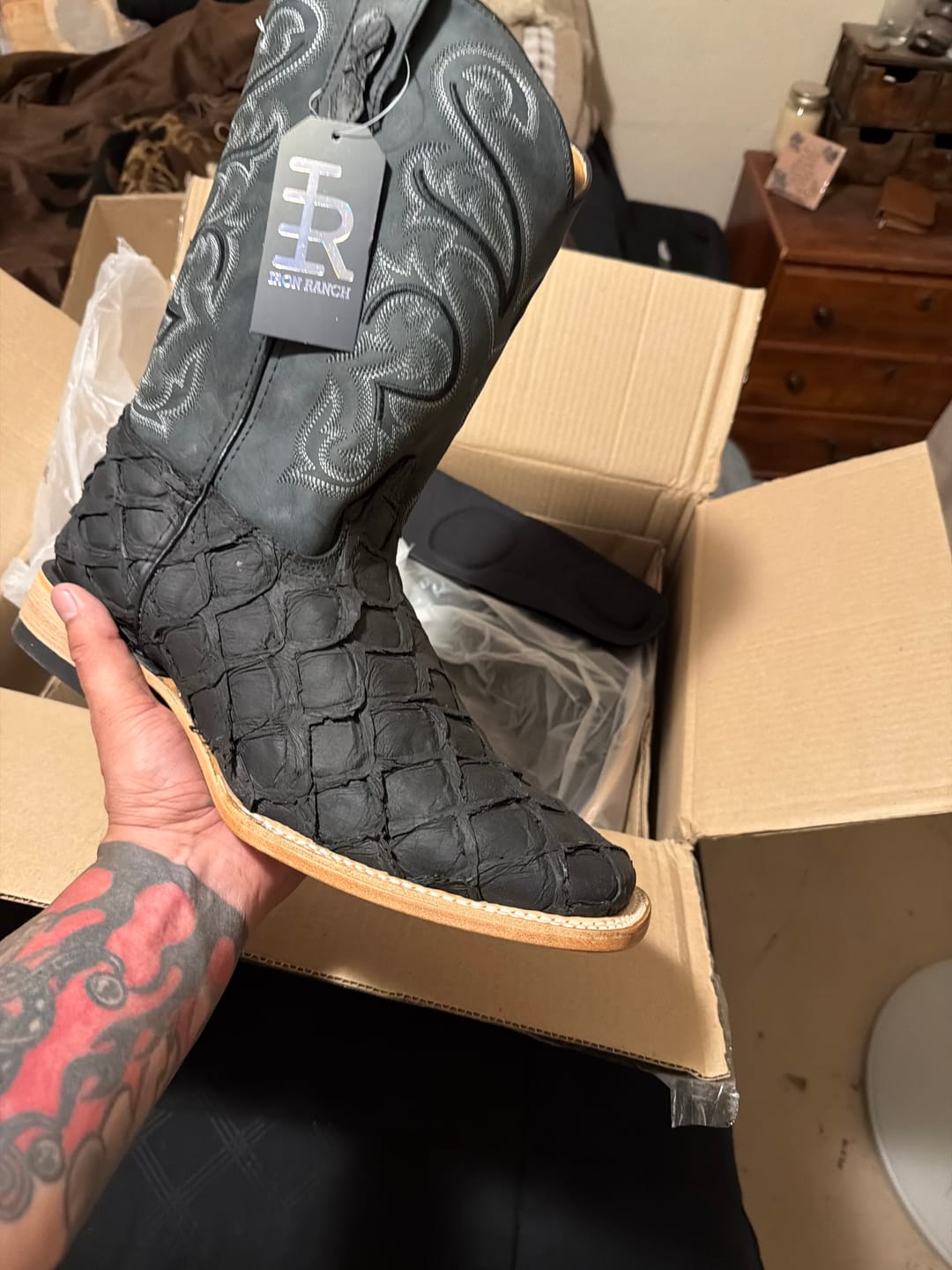 Customer photo review of Cowboy Boot Black Pirarucu Bass