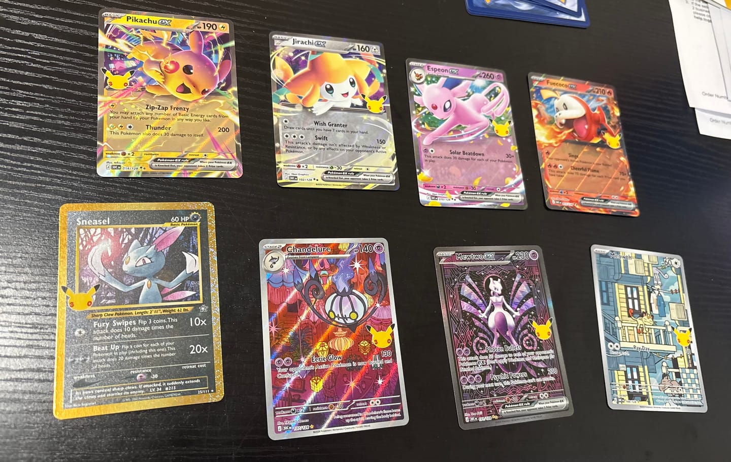 Customer photo review of Pokémon 30th Anniversary Elite Trainer Box