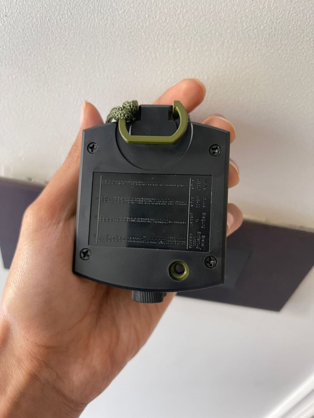 Customer photo review of Professional Vastu Compass – Vastu Remedy for Precise 16-Zone Direction Mapping | Ideal for Home, Plot & Office Analysis | 8.5 x 6.5 x 3 cm | 200 g