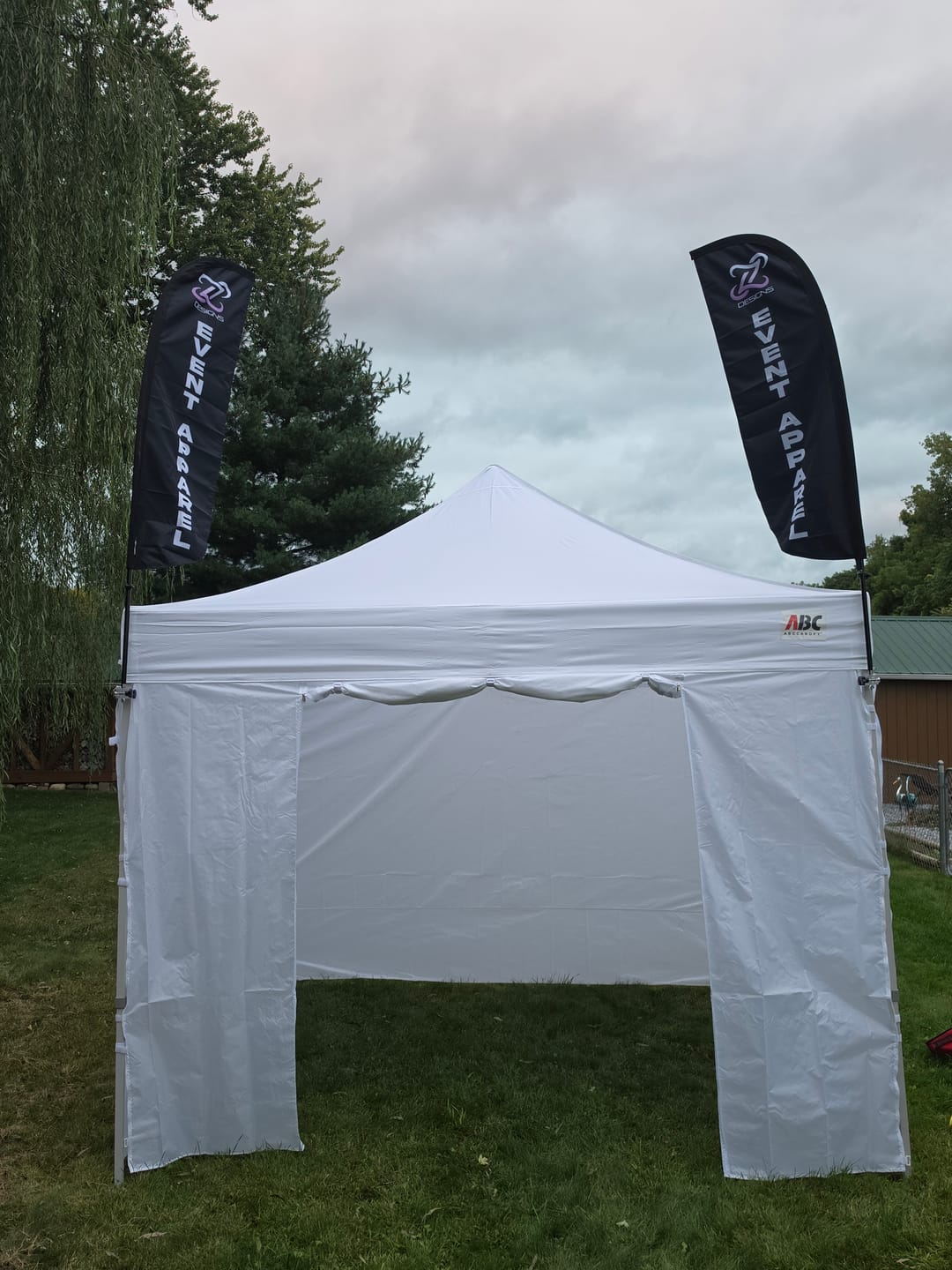 Customer photo review of ABCCANOPY Horizontal Velcro Sidewall for 10x10/10x15/10x20 Canopy (Overseas)