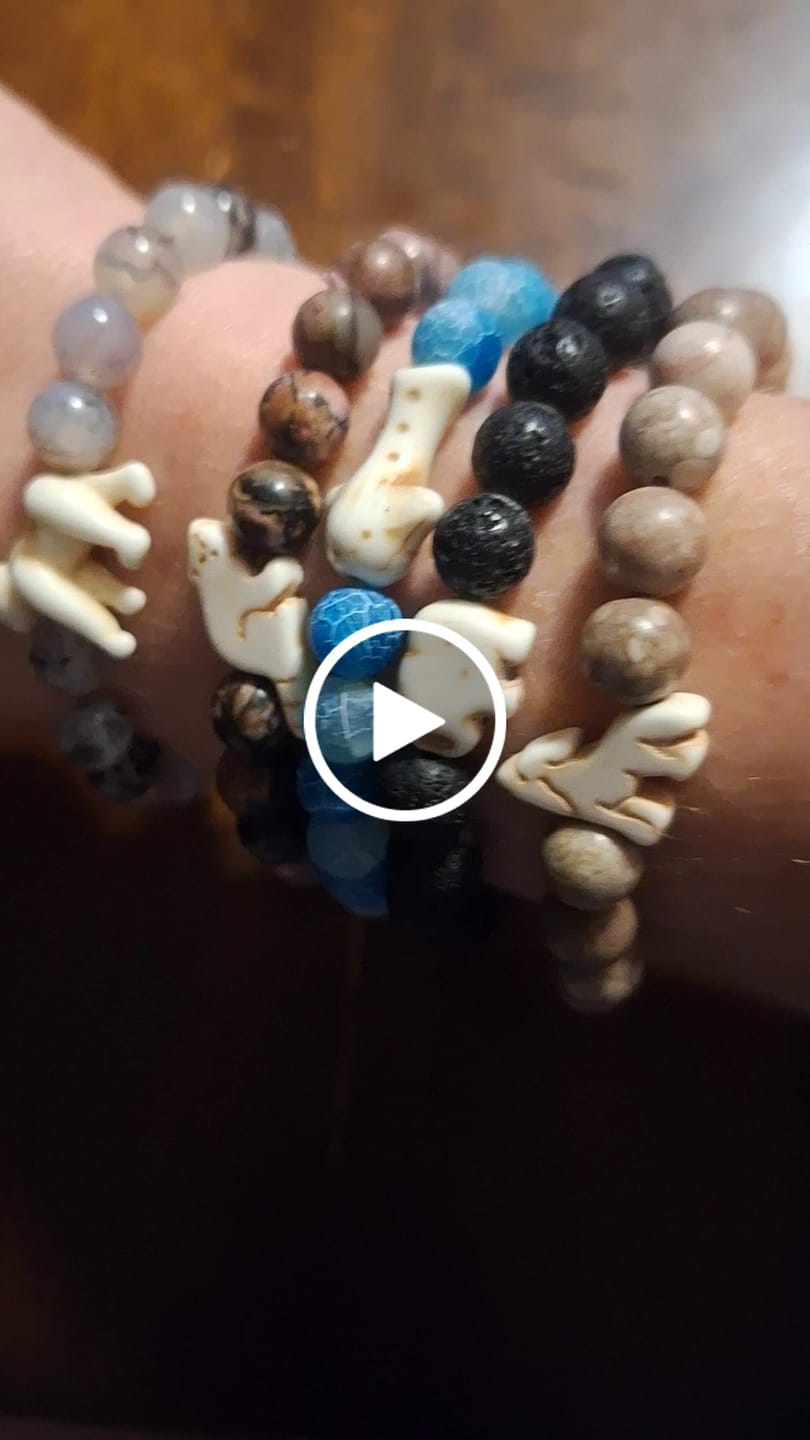 Customer video review of The Traverse Bracelet