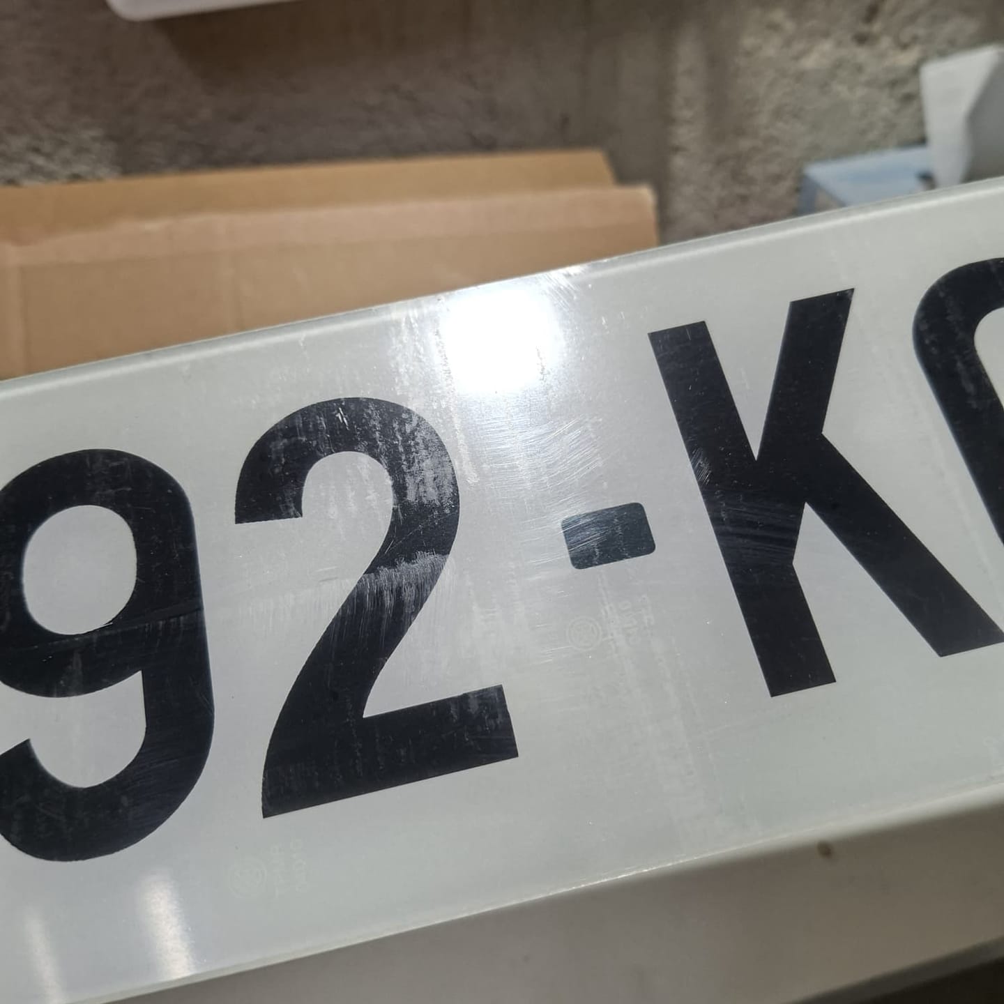 Customer photo review of Plaque auto plexiglass homologuée