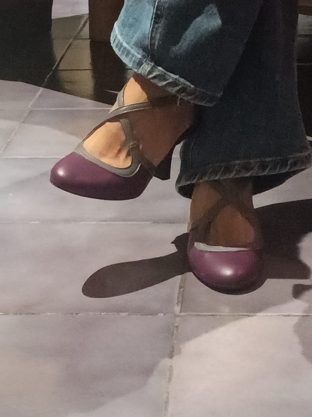 Customer photo review of Swing Purple decolletè incrociata in nappa viola tacco 8 cm artigianale pugliese