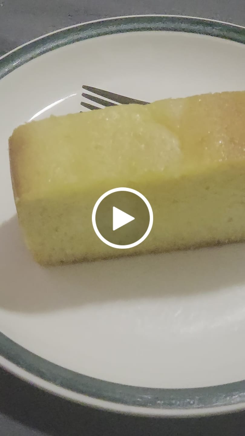 Customer video review of Low Carb Lifestyle Pound Cake - No Sugar Added Gluten-Free