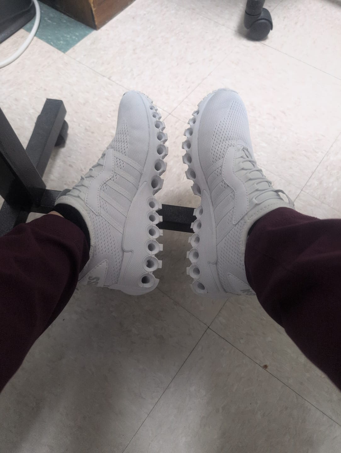 Customer photo review of 99085-911-M | TUBES SLIP-ON | WHITE/GLACIER GRAY