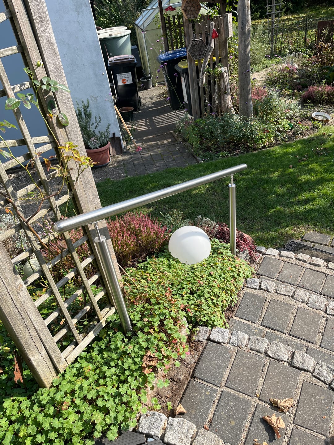 Customer photo review of Freistehender Edelstahl Handlauf zum Einbetonieren – Winkelverstellbar