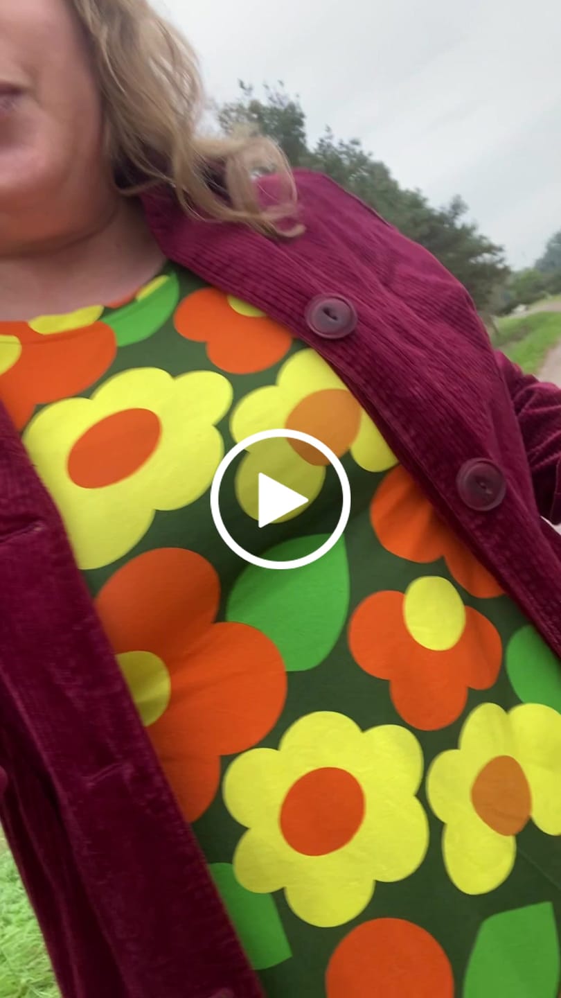 Customer video review of Klänning A-linje Twiggy | Rino