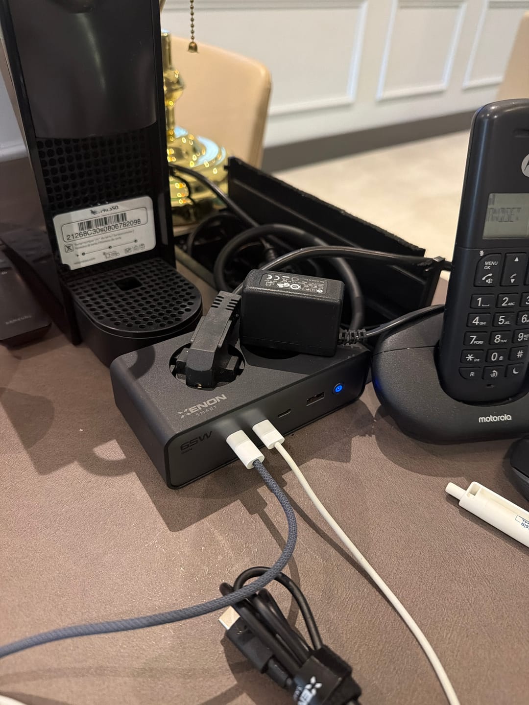 Customer photo review of Masaüstü Priz Hızlı Şarj İstasyonu 6 in 1 | 4000W AC, 65W 3xUSB-C, 1 USB-A, 100W Type-C Kablo (X6423)