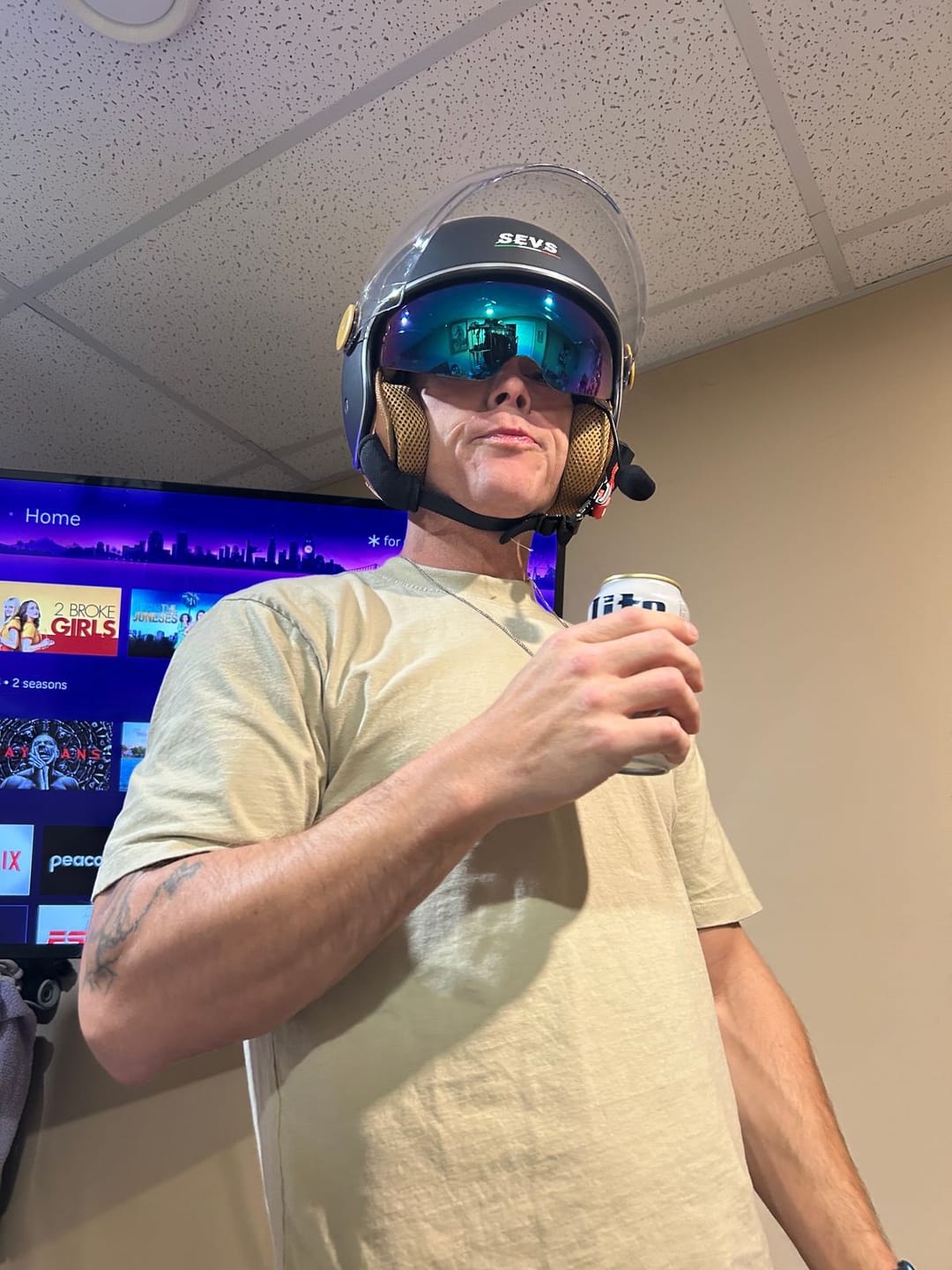 Customer photo review of RetroRide Smart Bluetooth Open-Face Motorcycle Helmet with Dual Sun Visors