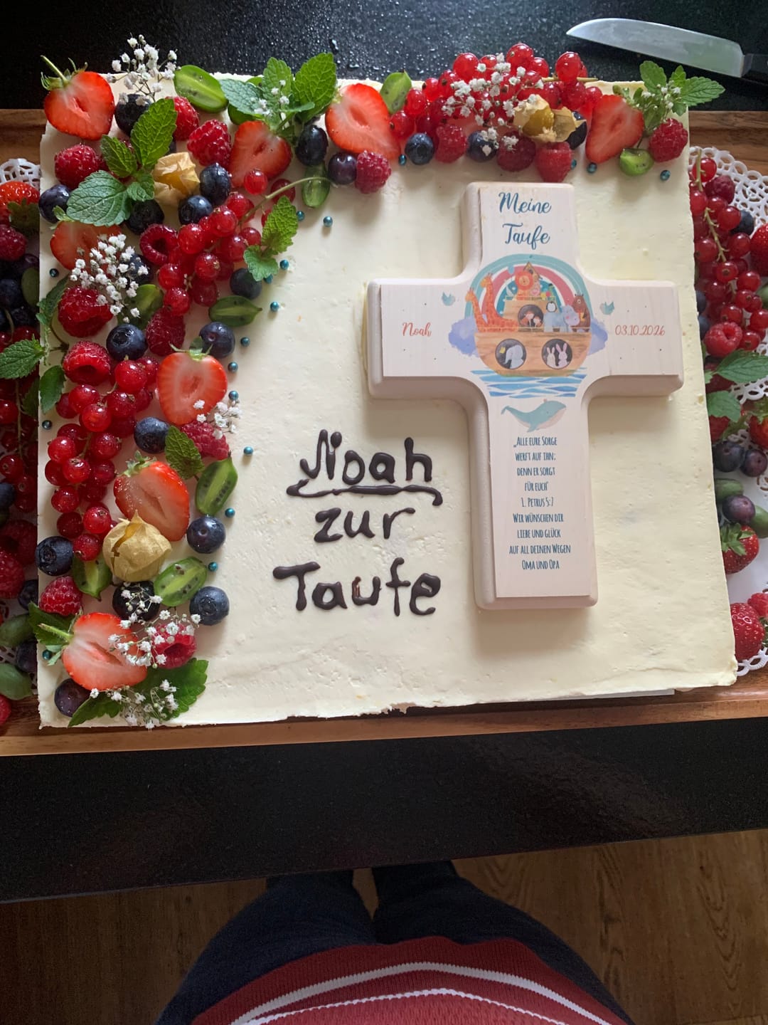 Customer photo review of Personalized children's cross for baptism - Ark Design - Wooden cross for children with text - Gift for baptism, communion & confirmation - Color: Blue