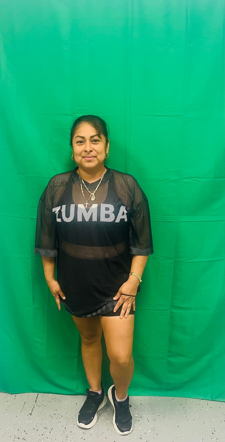 Customer photo review of Zumba Basic Oversized Mesh V-Neck Top - Black